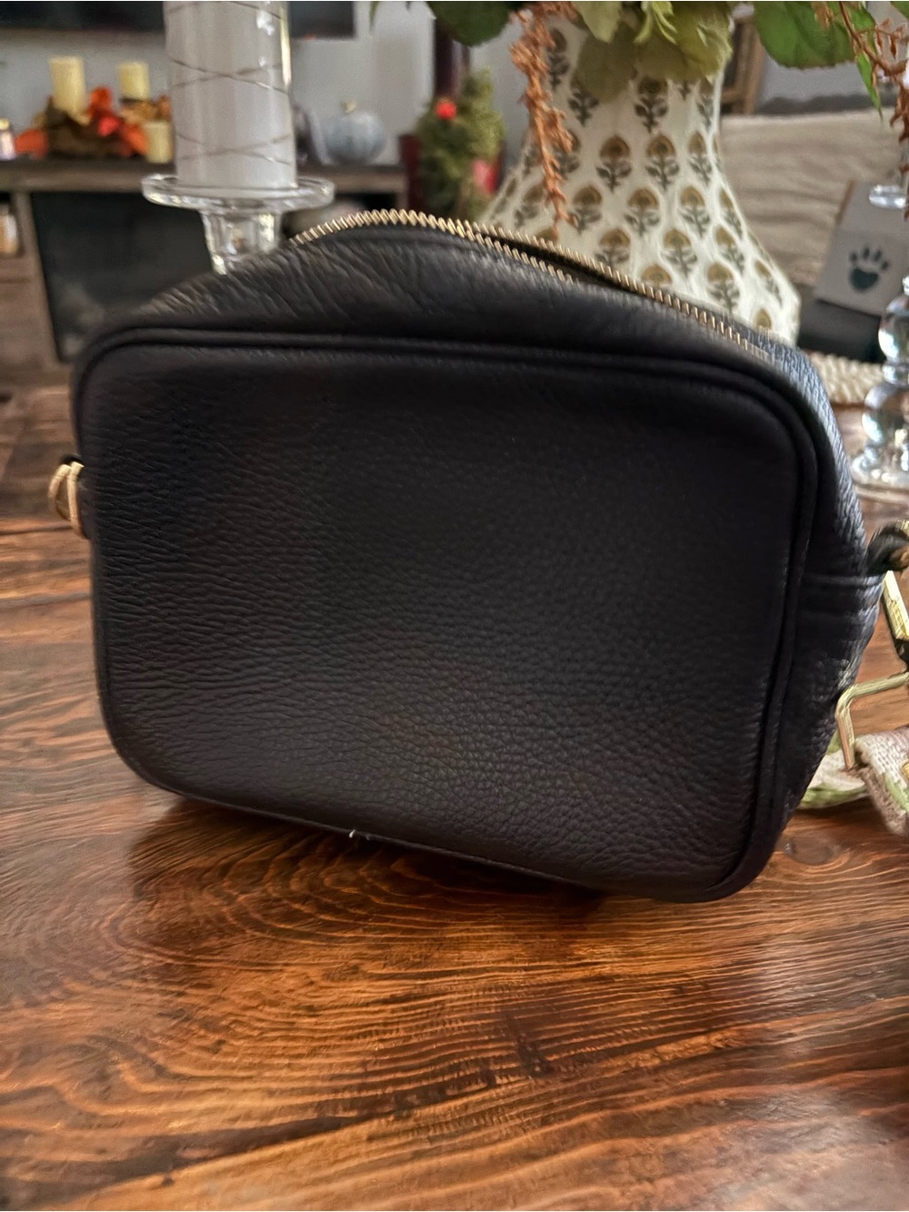 Classic Black Leather Crossbody Bag - Timeless Everyday Style